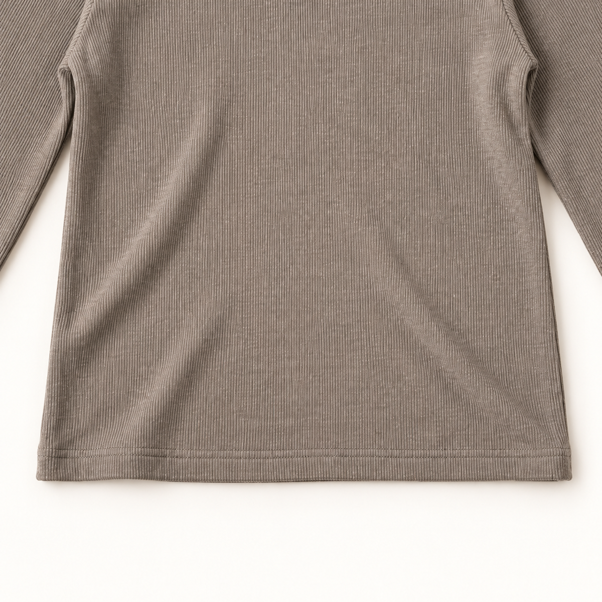 Taupe inner top bottom hem and ribbed fabric detail.